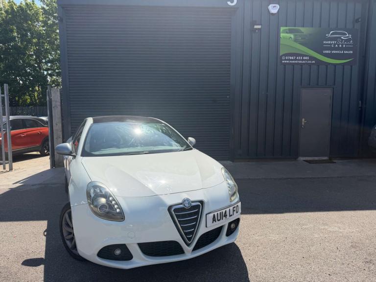 2014 Alfa Romeo Giulietta 1.4 Giulietta Collezione Special Edition TB 5dr Hatchback Petrol Manual