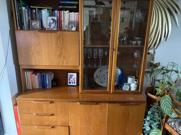 Rare Uniflex Mid-Century Dresser