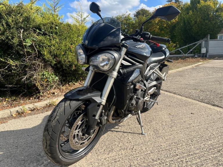 2017 17 TRIUMPH STREET TRIPLE S 765 NAKED BLACK 765S HISTORY HPI CLEAR
