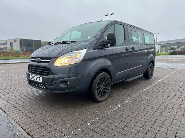 Ford transit custom tourneo limited 2.2fwd 