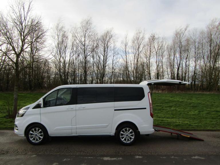 2019 Ford Tourneo Custom 2.0 Tdci *6 SEATS* Wheelchair Accessible Vehicle WAV MPV Diesel Manual