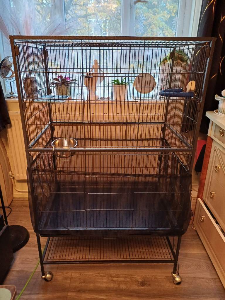 Large bird cage H132 × W80 × D52 with 360°C braked wheels with storage shelf, aviary, black
