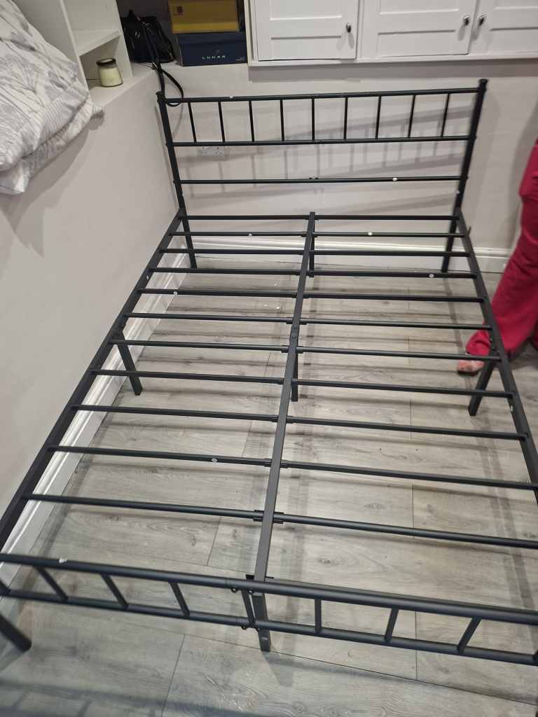 Black Metal Double Bed Frame – Good Condition