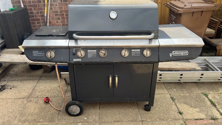 Scrap metal bbq