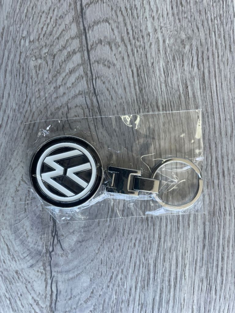 Volkswagen black and white VW Logo Metal Keyring Keychain