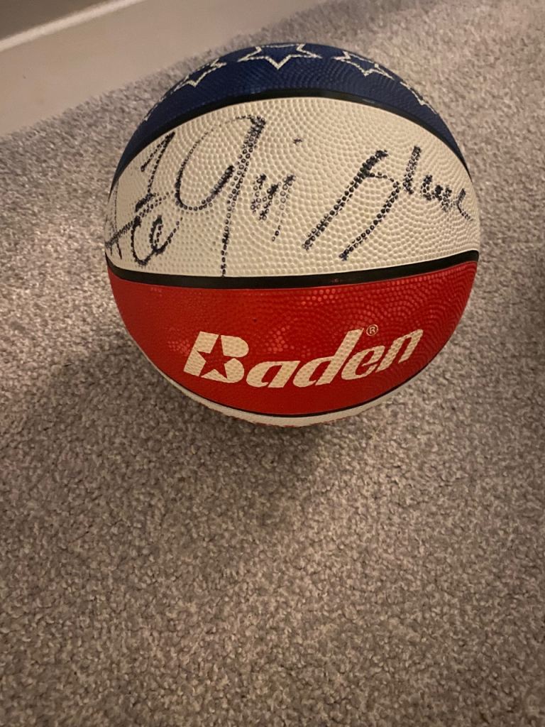 image for Signed Harlem Globtrotters