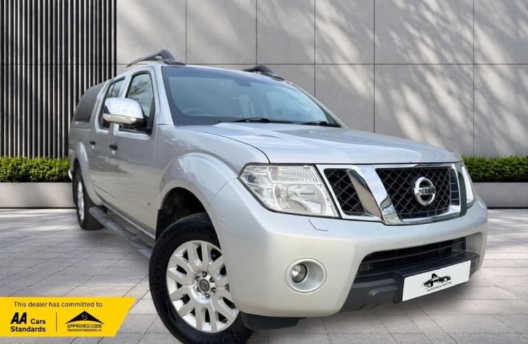2011 Nissan Navara Double Cab Pick Up Outlaw 3.0dCi V6 231 4WD Auto PICK UP Diesel Automatic