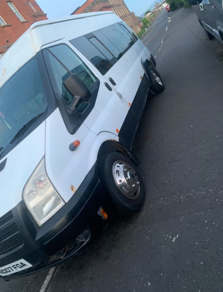Ford transit minibus breaking 