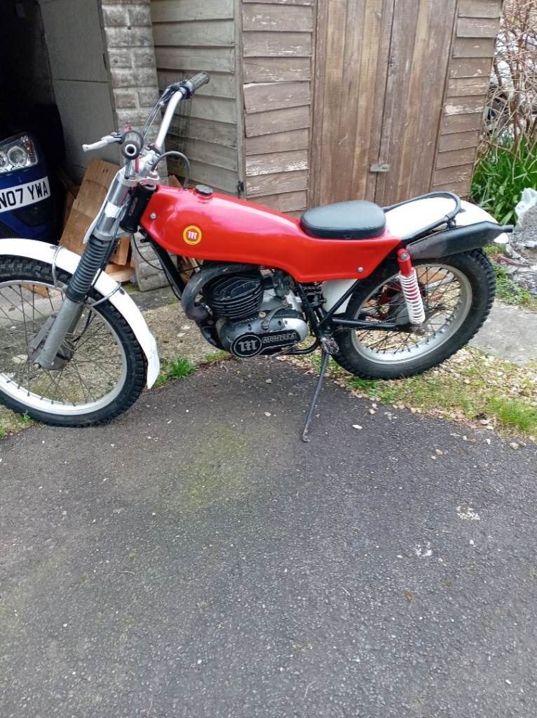 Montesa cota 249cc