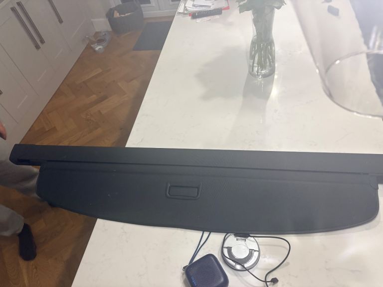 Audi q7 parcel shelve