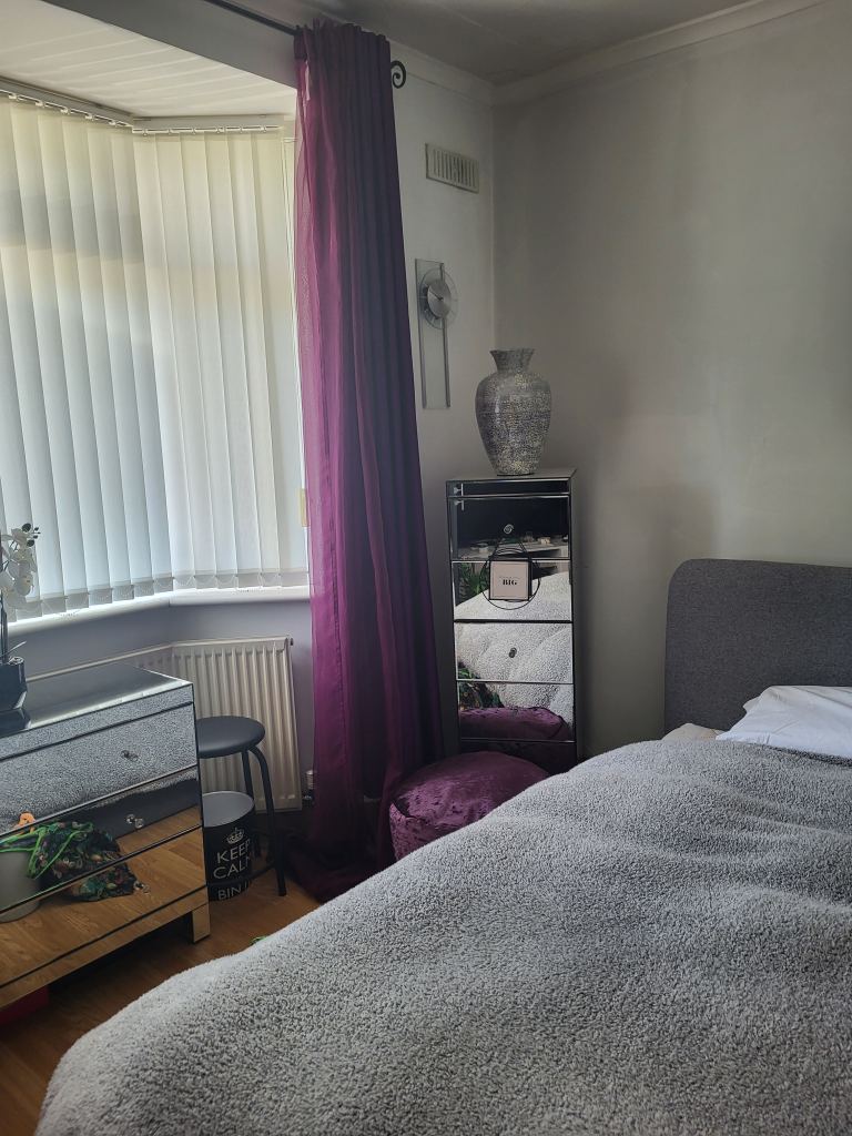Room in Greenford to rent