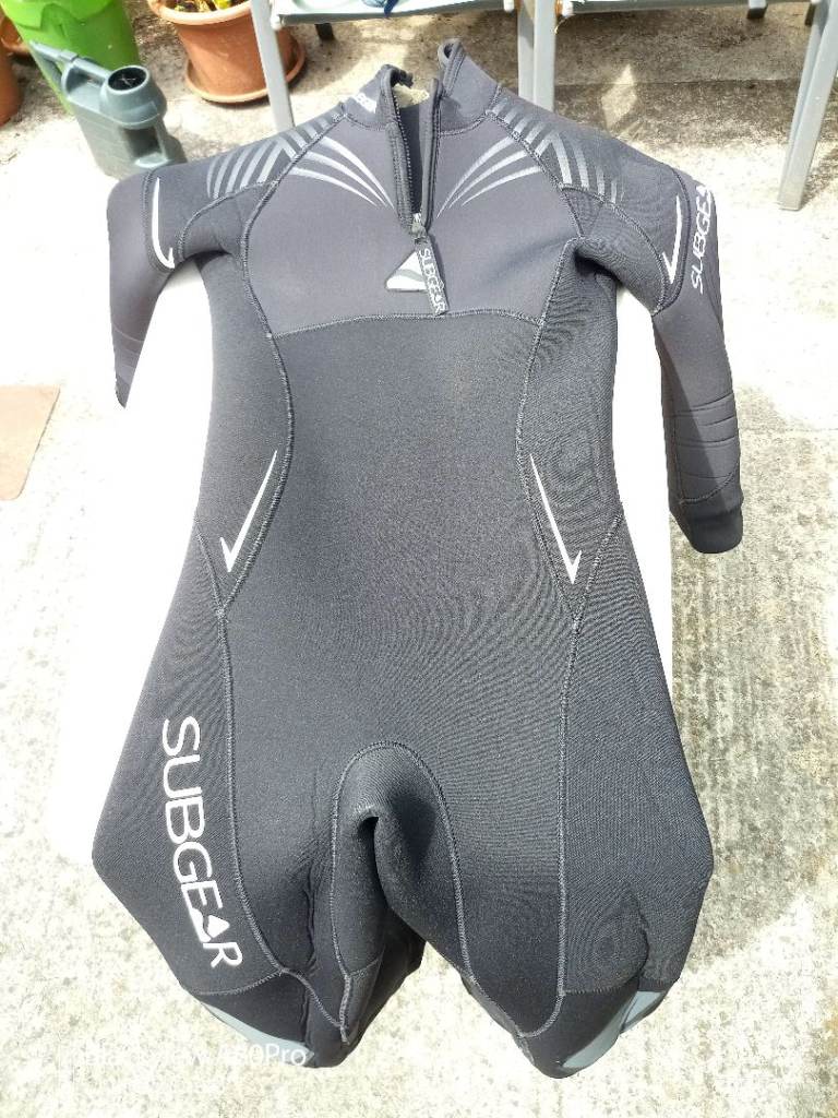 ALL SEASONS Full Size SUBGEAR Wetsuit – Good Condition