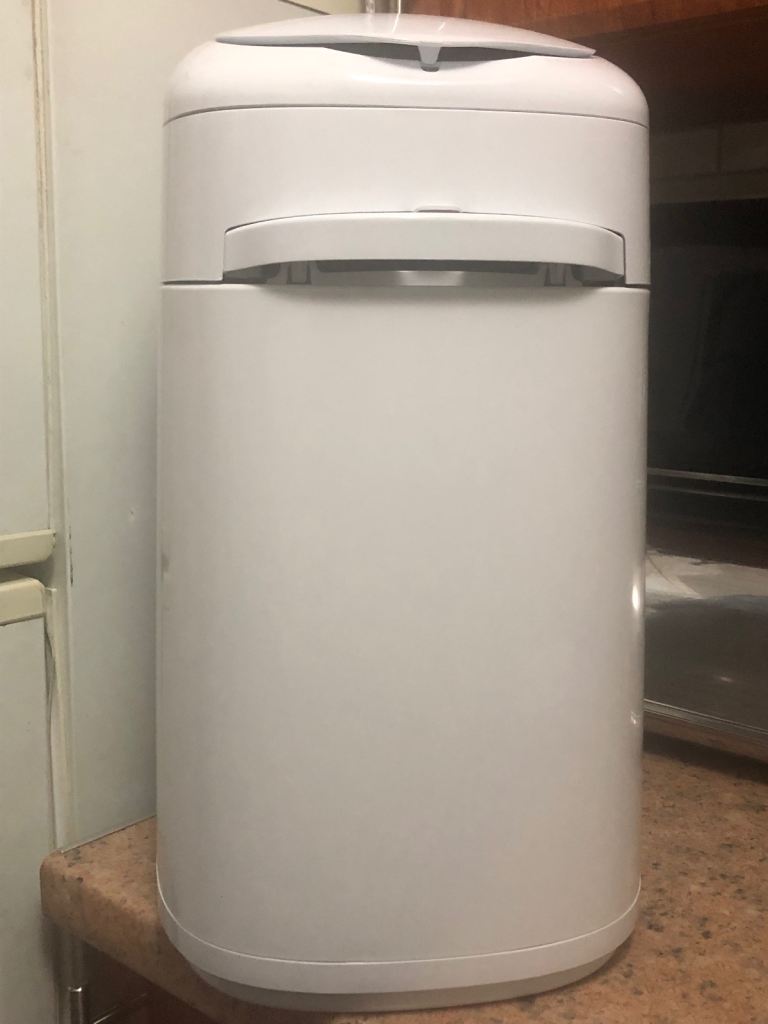 Cat Litter Disposal bin ~ 3 Rolls bin Liners & 6 Charcoal Deodoriser ~ NEW 