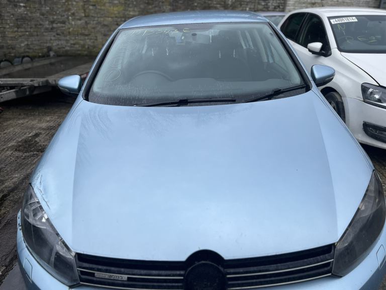 VW GOLF MK6 FOR BREAKING IN BLUE LD5M / BUMPERS DOORS ETC 09-12