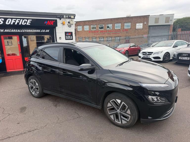 2023 Hyundai KONA 39kWh Premium SUV 5dr Electric Auto (10.5kW Charger) (136 ps) SUV Electric Auto...