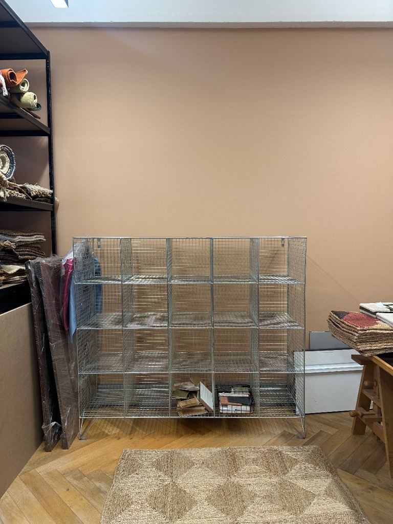 20 Compartment Wire Mesh Lockers No Doors