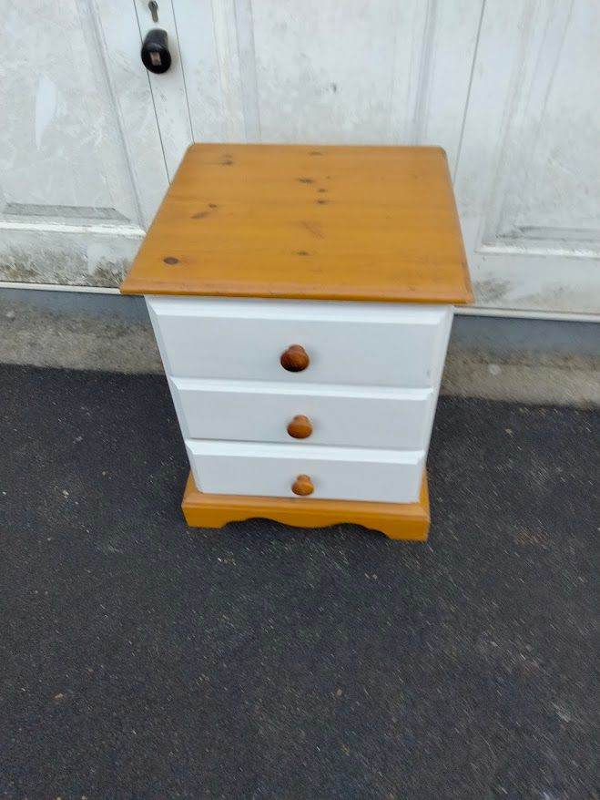 image for BEDSIDE CABINET