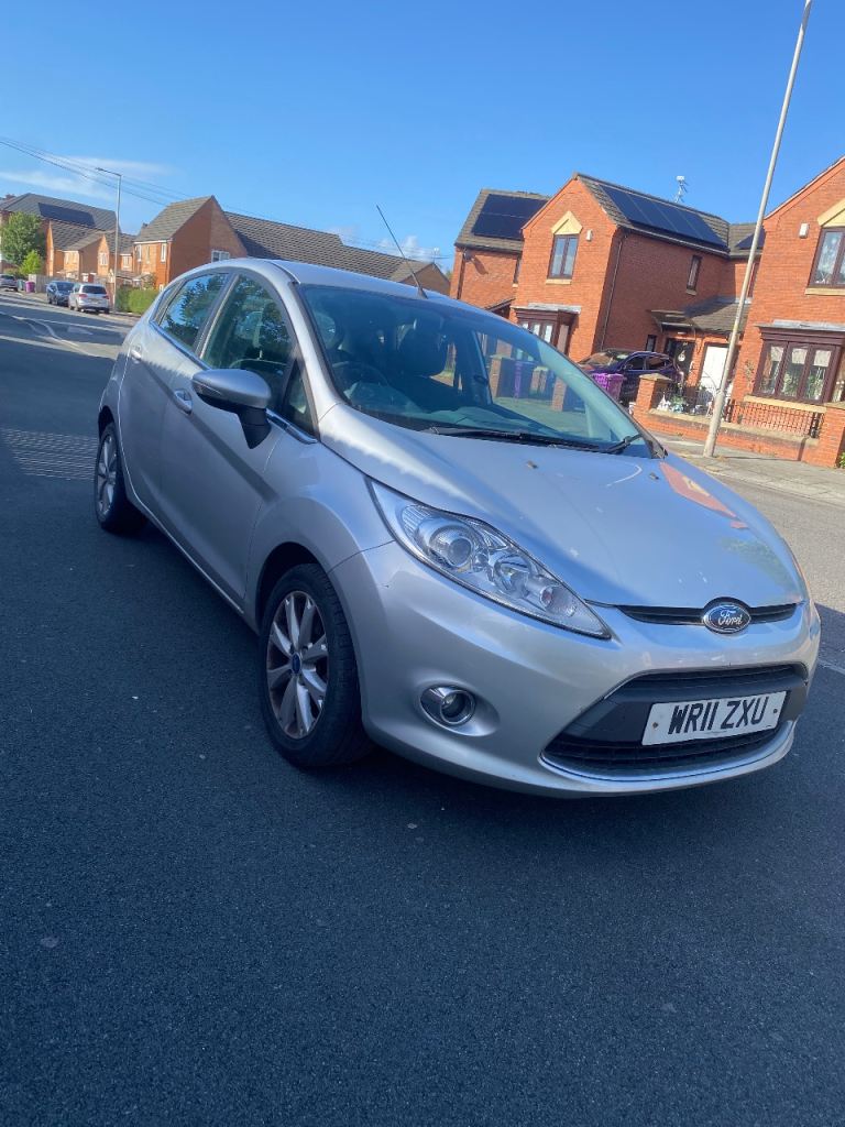 Ford, FIESTA, Hatchback, 2011, Manual, 1242 (cc), 5 doors