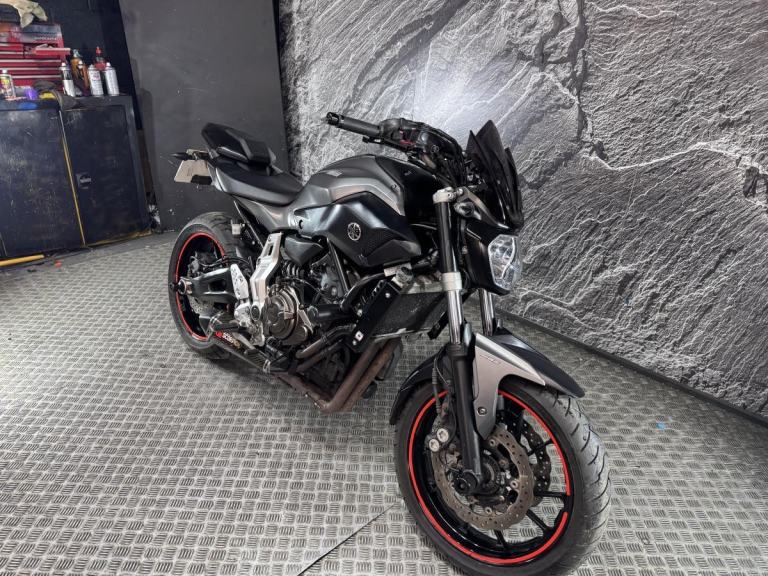 YAMAHA MT 07 MT07 MT-07 2015