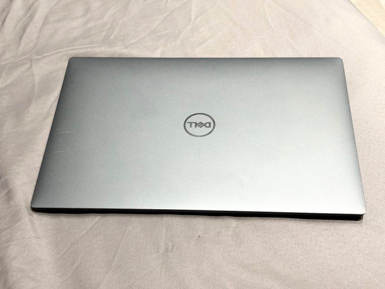 DELL XPS 13 PLUS 9320 TOUCHSCREEN LAPTOP OLED 4K I7 12 GEN,512 GB SSD 16GB RAM (CAMERA NOT WORKING) 