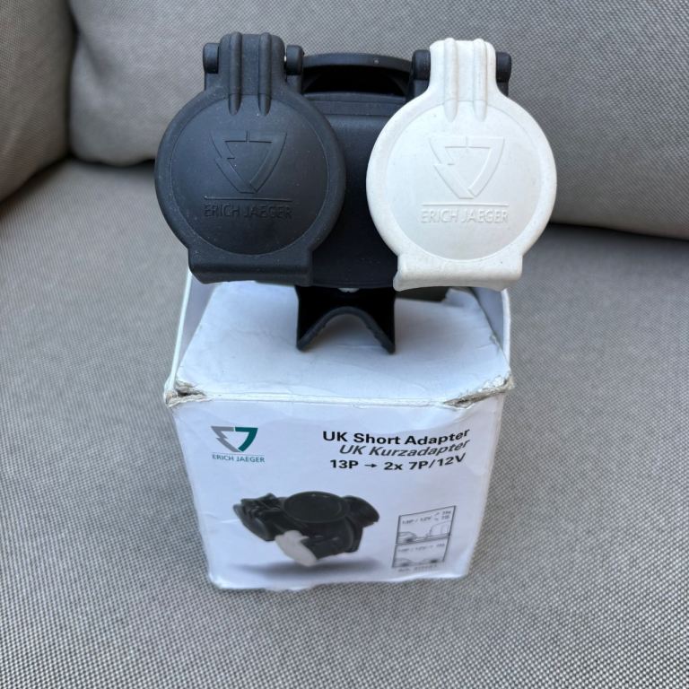 Towing Electrics Converter Plug & Socket Adapter 