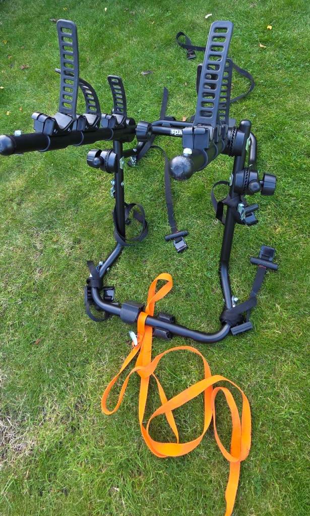 Halfords 3 Bike Rear Mounted Bike Rack – Bike Carrier for Car - Good ...