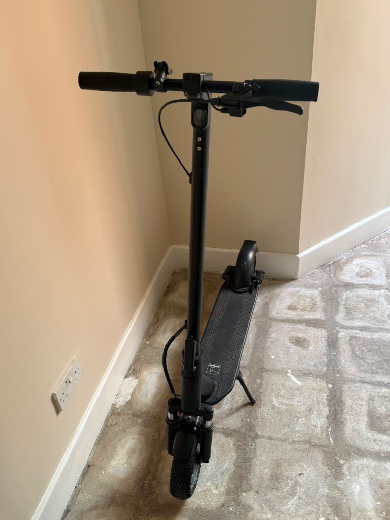 Electric Scooter – Black, Good Condition