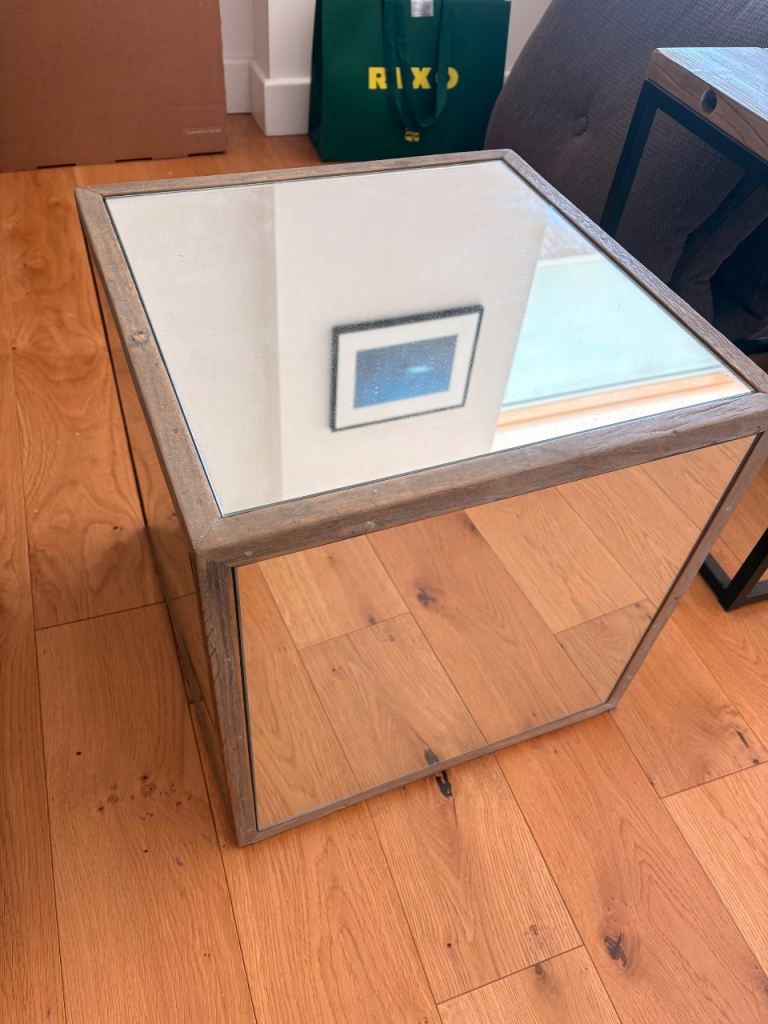 Loaf Mirrored Side Table – Excellent Condition