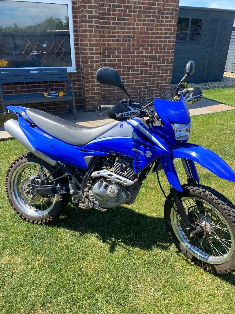 Suzuki, DR, 2009, 124 (cc)