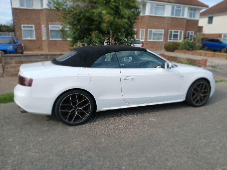 Audi, A5, Convertible, 2010, Semi-Auto, 1984 (cc), 2 doors px range rover 