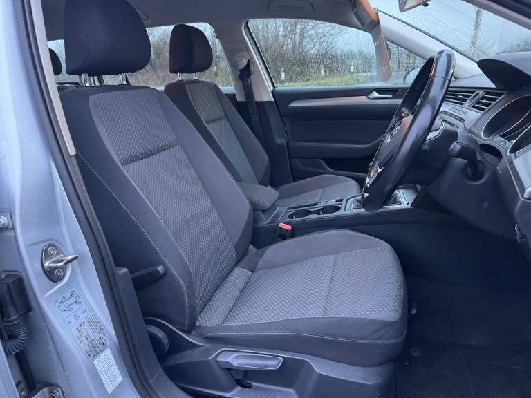 2015 Volkswagen Passat S TDI BLUEMOTION TECHNOLOGY Estate Diesel Manual