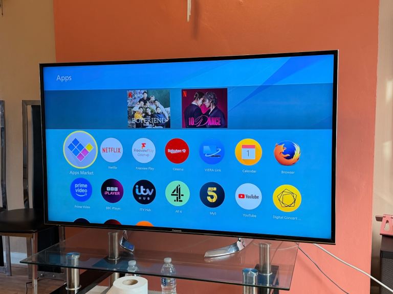 Panasonic 55” smart 4K tv
