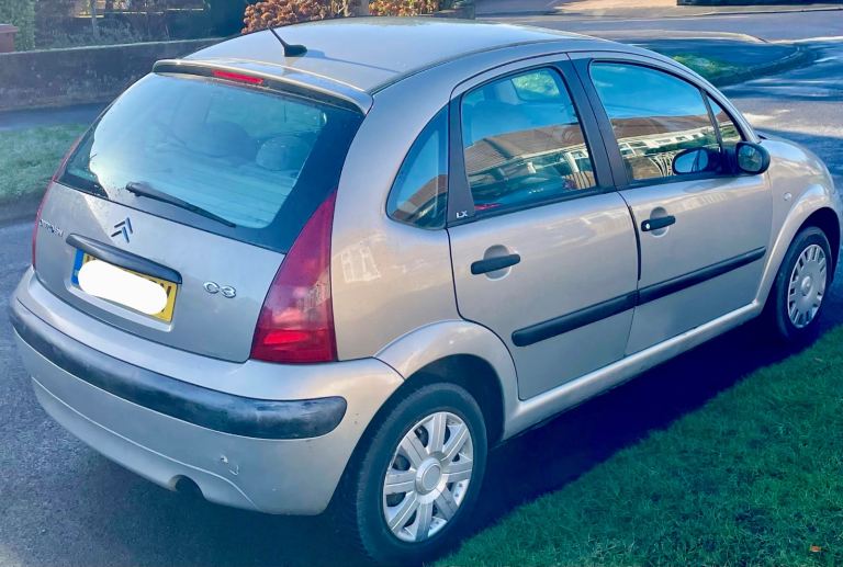 Citroen C3 1.1 petrol LX Model 60 bhp Hpi clear Great car (2004 04)