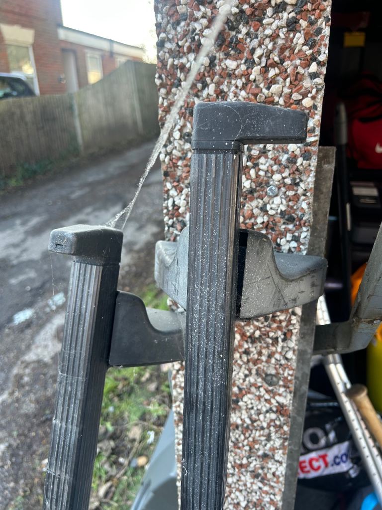 Roof bars for Citroen dispatch van 