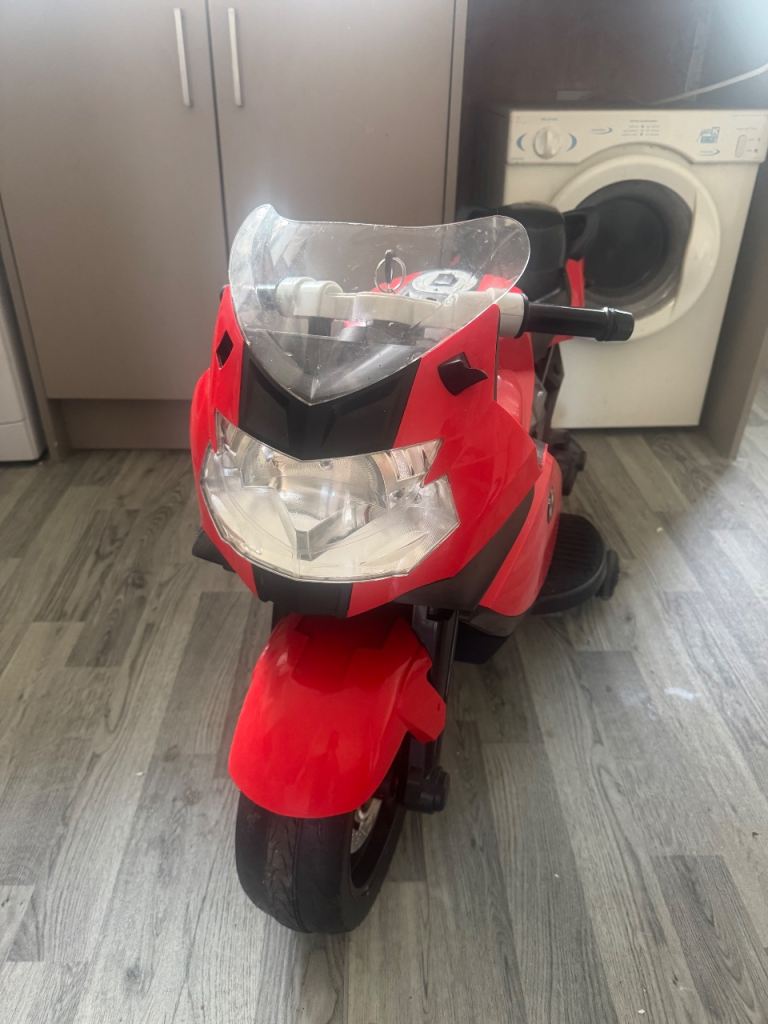 BMW 12V Kids Electric Ride-On Motorbike – Red – 2 Keys