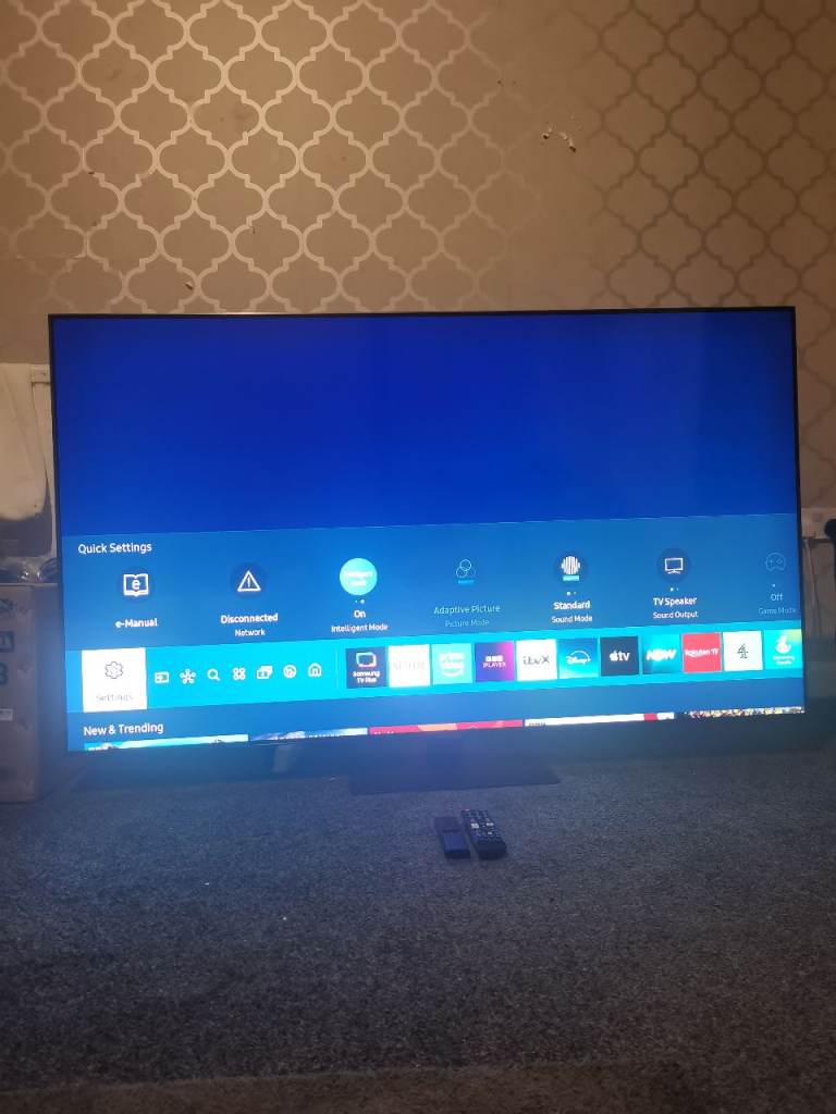 Samsung 65" 4K Smart TV 
