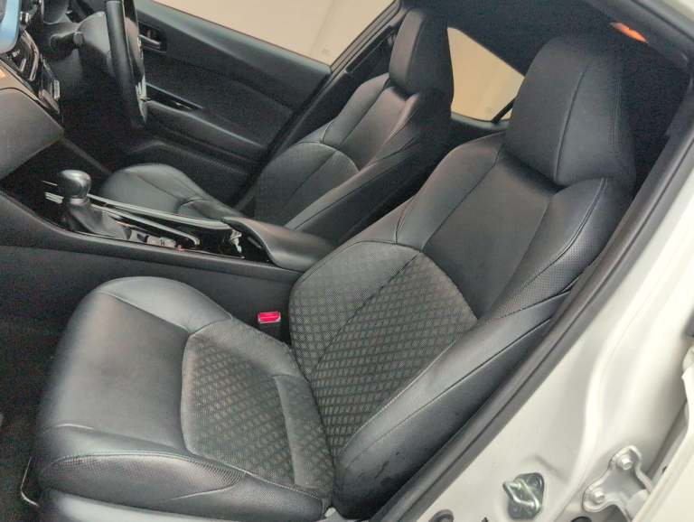 2020 Toyota C-HR 1.8 VVT-h Design SUV 5dr Petrol Hybrid CVT Euro 6 (s/s) (122 ps) - SAT NAV, HATC...