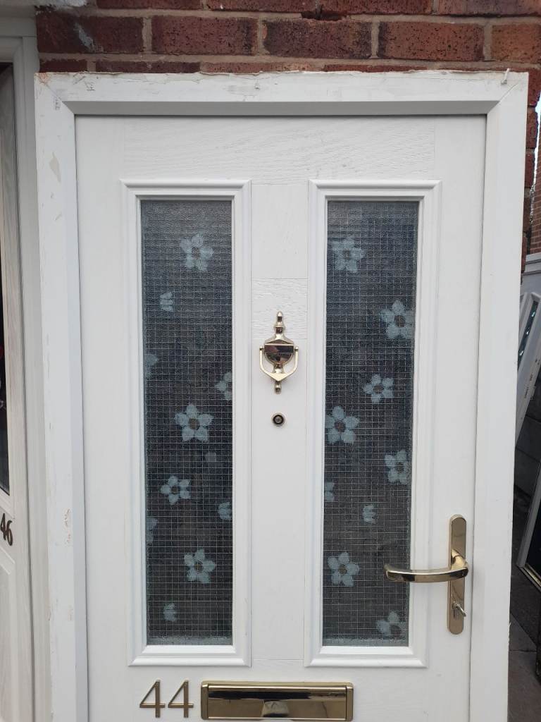 Composite Door / Front Door / Upvc Door / Double Glazing / Shed / Mancave / Windows & Doors / Pvcu