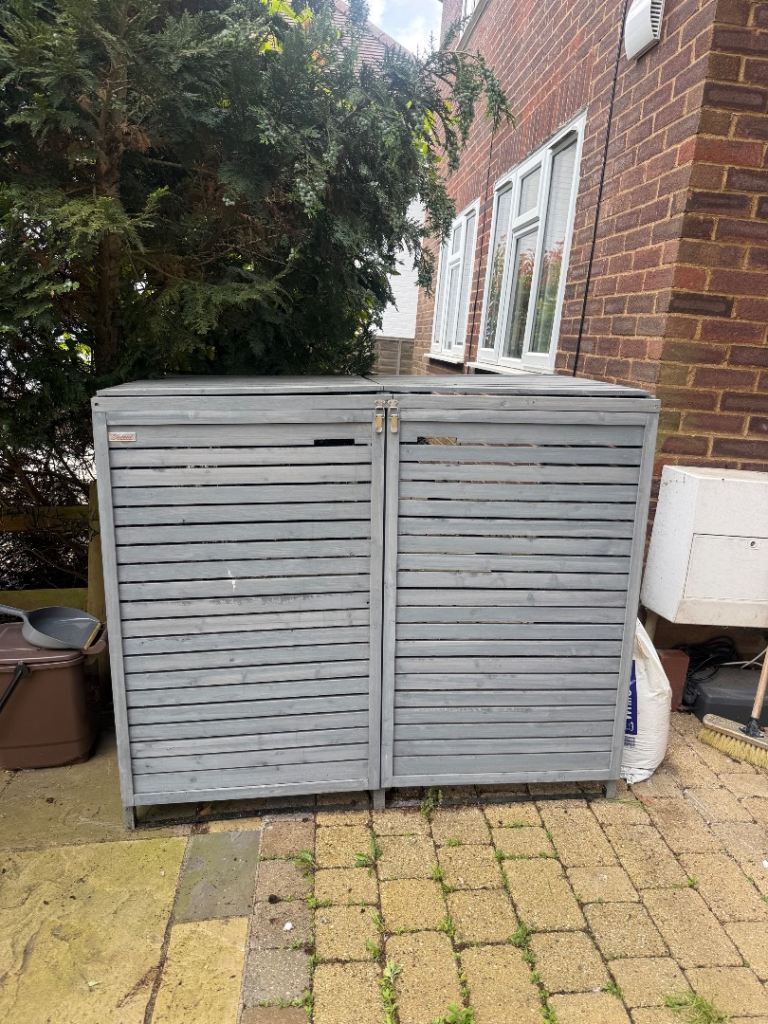 Wooden Garden or Bin Storage Unit – Grey, Good Condition