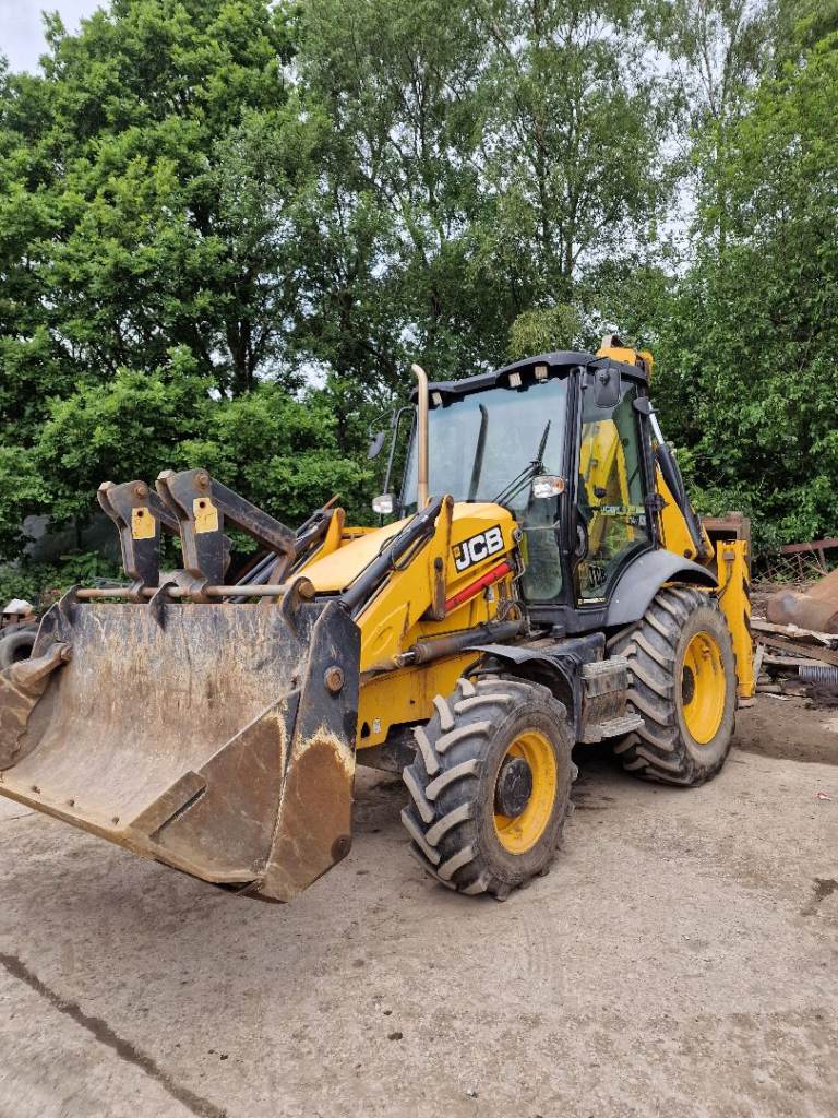 Diggers , Dumpers and Aggregates all avaliable For Excavations