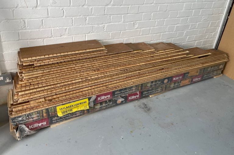Kährs Oak Nouveau Bronze Engineered Flooring Approx 13m² – New & Used