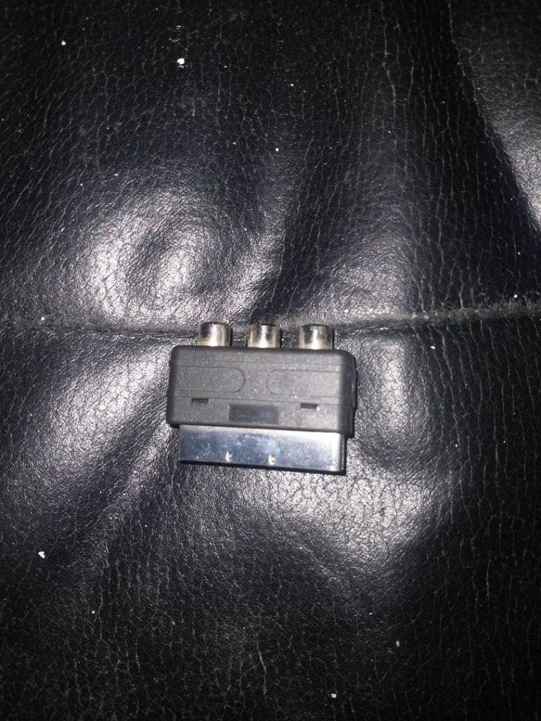 Microsoft Xbox 360 block scart adaptor to 3 RCA AV Audio Video Wii PS3