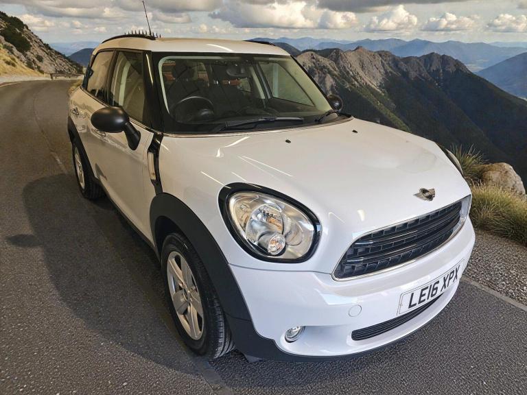 2016 MINI Countryman 1.6 One 5dr Auto HATCHBACK PETROL Automatic