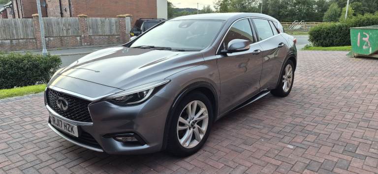 Infiniti, Q30, Hatchback, 2017, Semi-Auto, 1461 (cc), 5 doors