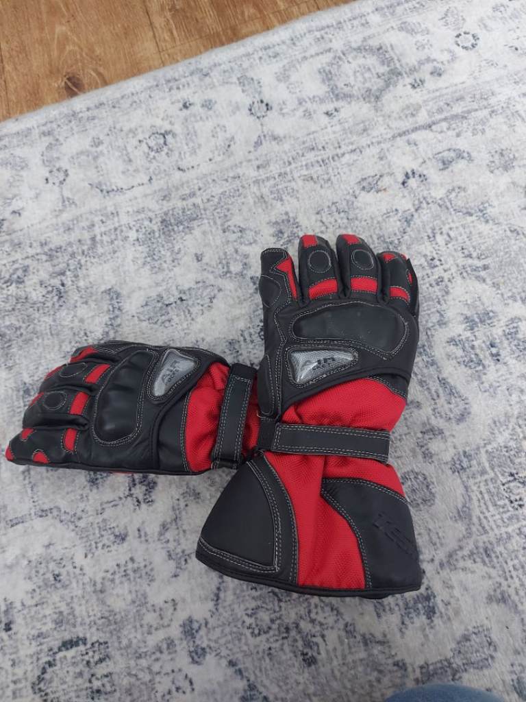 Schoeller Keorotec Motorbike Gloves.