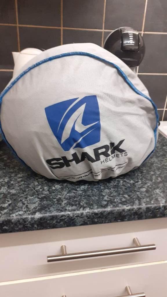 Sharks helmet and gloves S size 