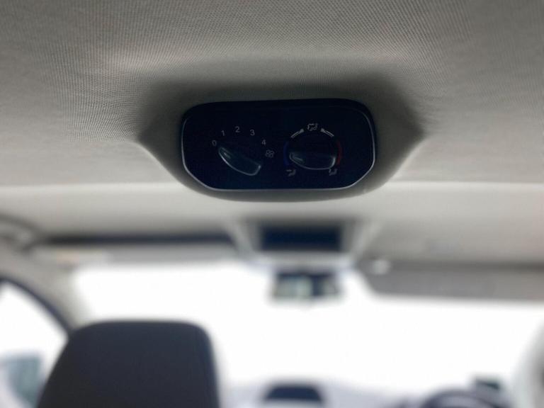 FORD TOURNEO CUSTOM 2.0 310 EcoBlue Titanium L2 Euro 6 (s/s) 5dr 2017