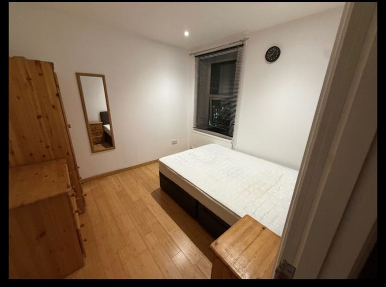 Room to rent 