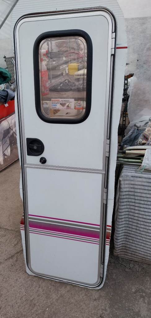 Caravan Habitation door 