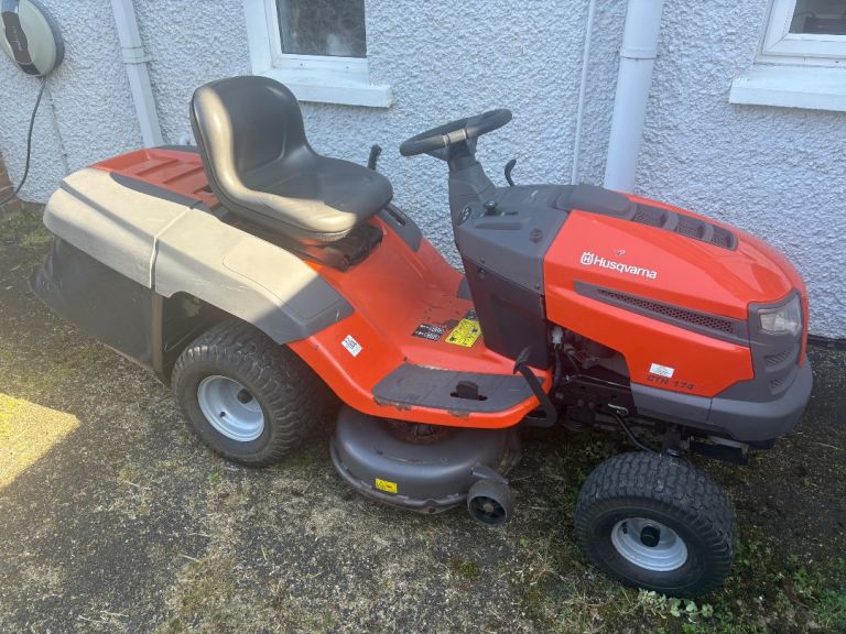 Husqvarna CTH 174 ride on mower - just serviced